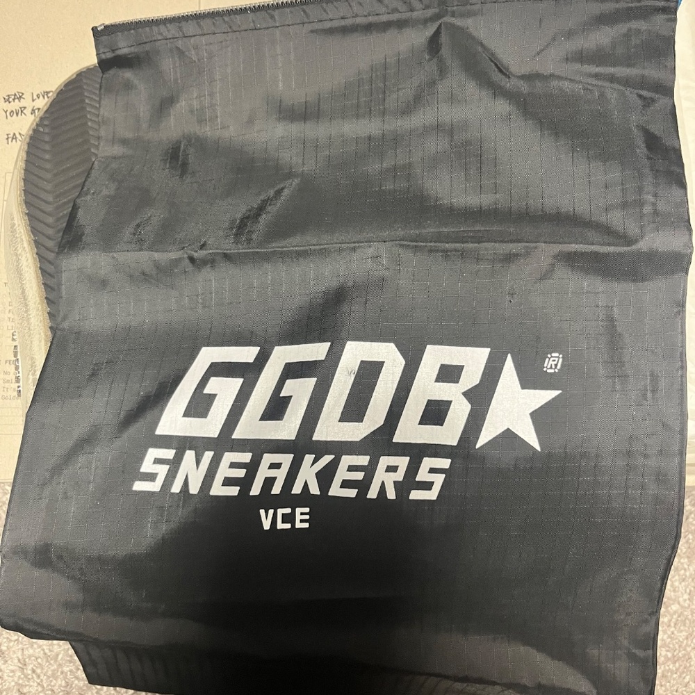 Golden Goose Superstars - Picture 6 of 7